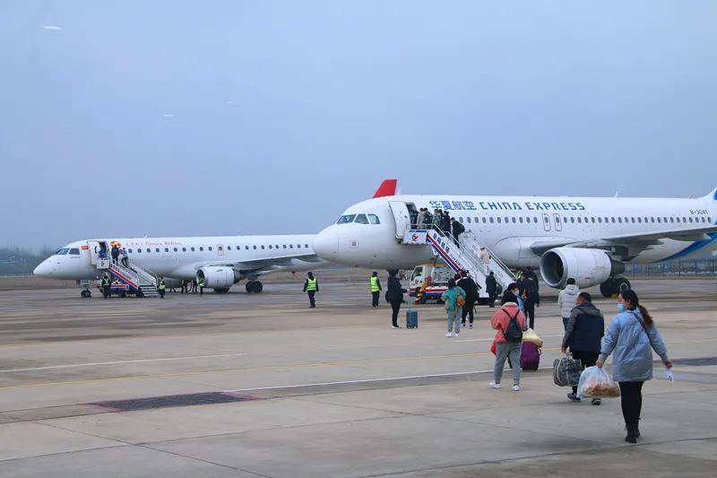 广东省天河机场图片大全，探索华南航空枢纽的壮丽景色